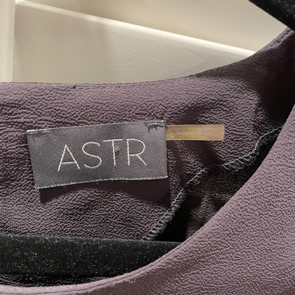 ASTR Sequin Tank - Picture 2 of 3